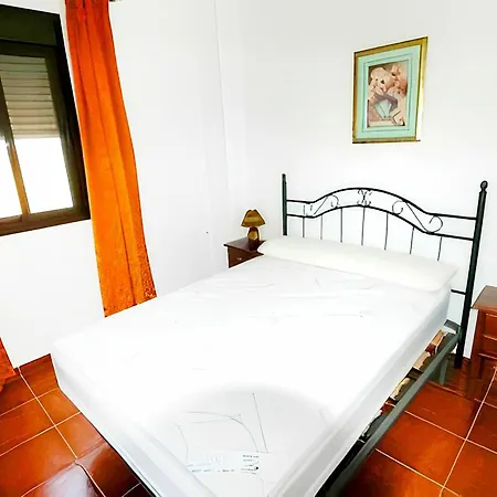 Apartment Con Aire Acondicionado Y Garaje En - Es-180-46